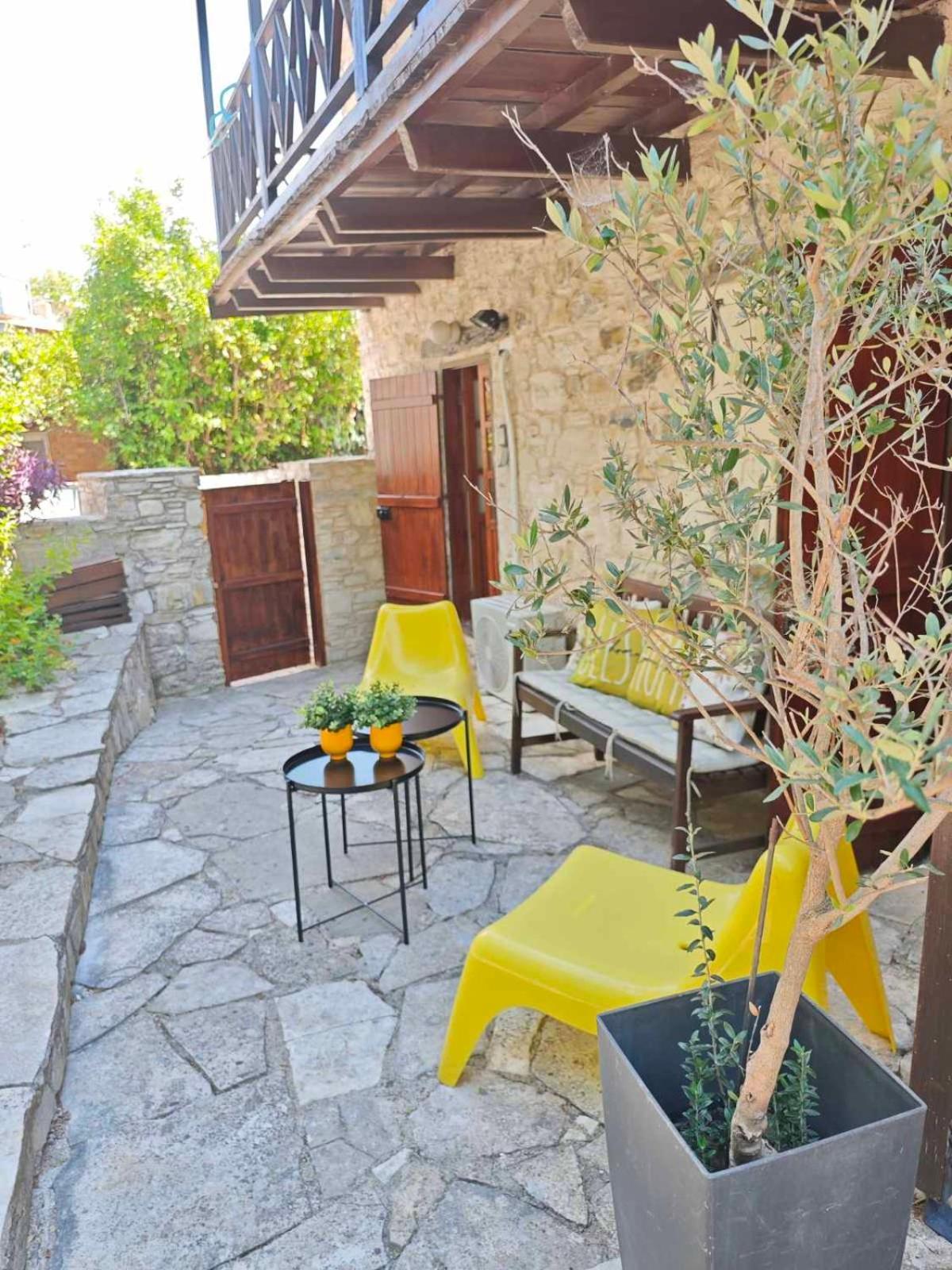 Liakoto Guest House Panayia Exterior photo